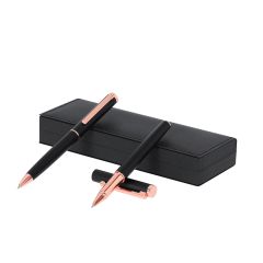 Gavesæt med kuglepen og roller pen med rosa guld farvede design