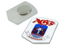 Emaljemagneter med logo salgsklar