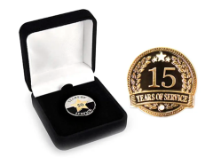 Satin æske til pins - Stor model 65 x 68 x 28mm